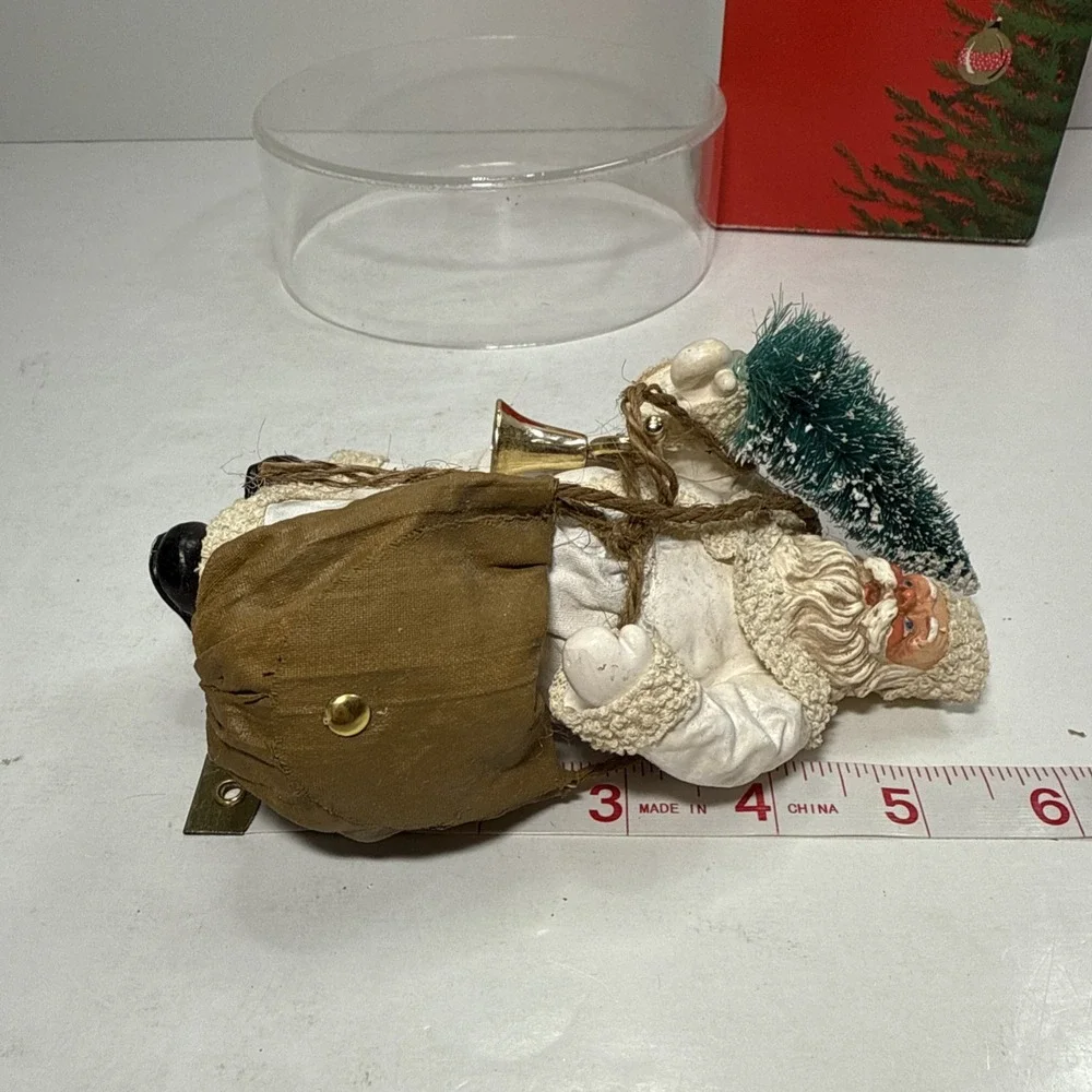 Clothtique Possible Dreams Santa White and Gold Christmas Figure/Ornament 5-1/2